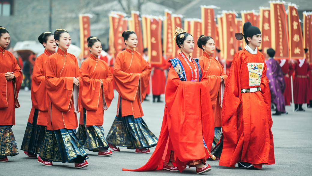 第三届中国云台山汉服花朝节开幕 河南省文化和旅游厅