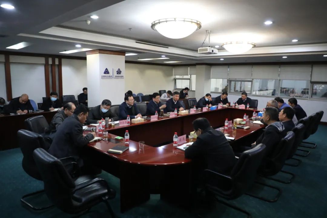 安阳常务副市长陈志伟投资集团总经理闫万鹏一行调研安彩高科