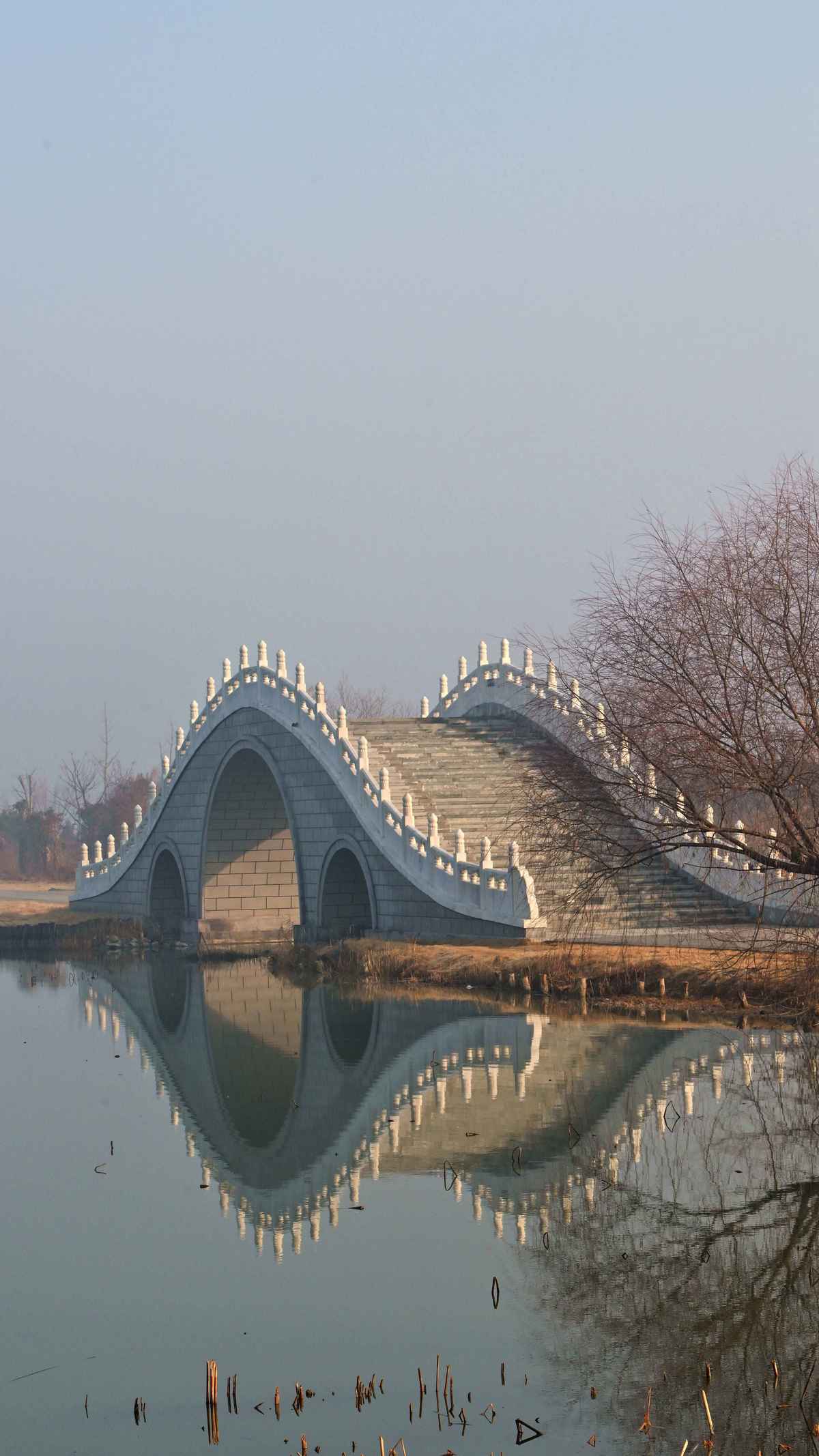 周口淮阳区：水映玉桥 寻美龙湖
