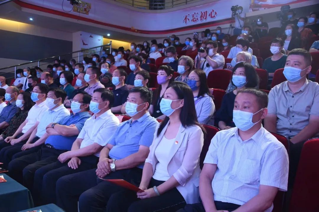 【行走河南·读懂中国】许昌：迎七一戏曲晚会成功举办