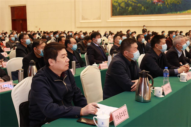 新疆生产建设兵团第十三师 新星市河南招商会在郑州举办