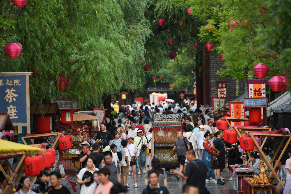 在八朝古都开封来一场“Citywalk”