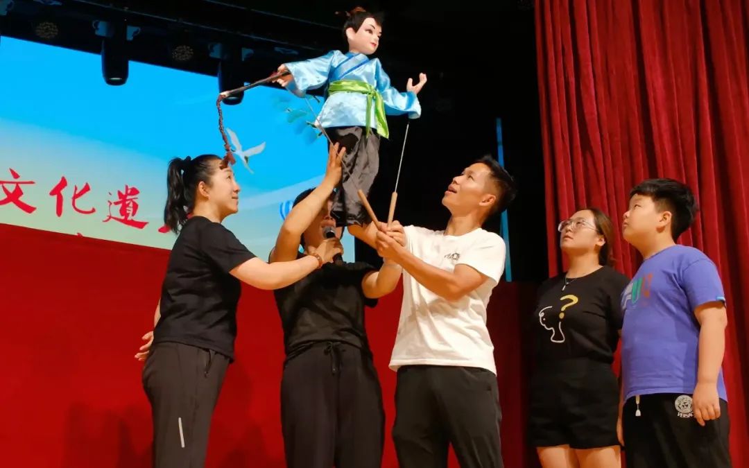 河南省非物质文化遗产木偶戏展演精彩上演
