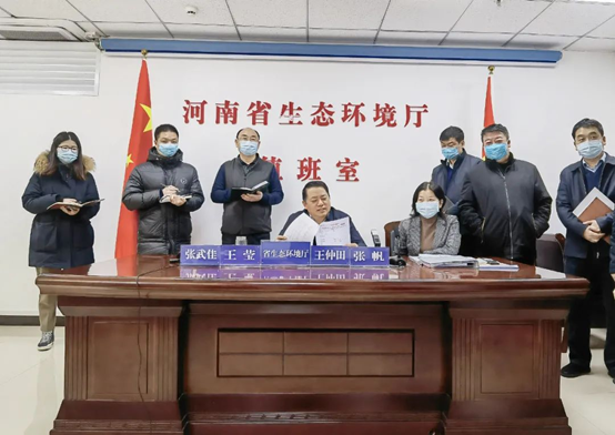 王仲田看望慰问春节期间坚守岗位的干部职工