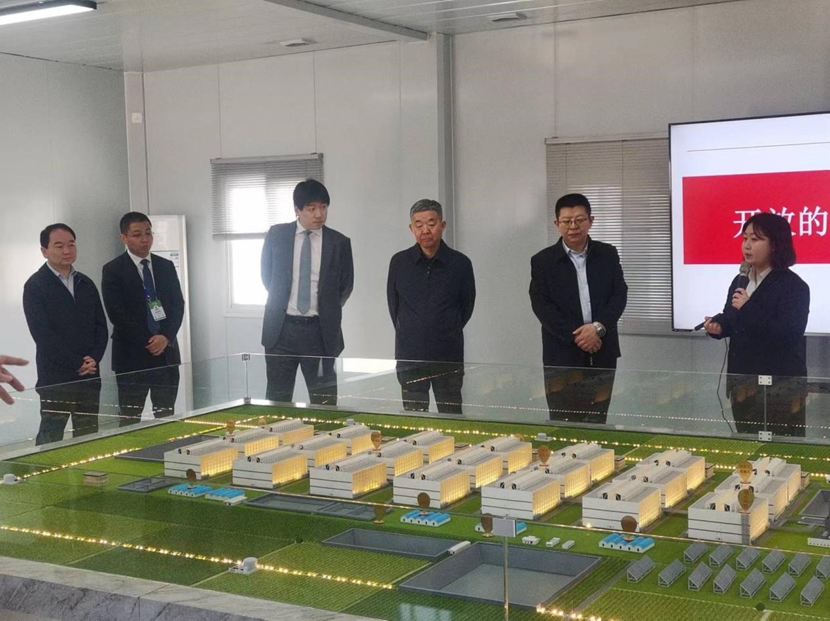 农业农村部畜牧兽医局副局长辛国昌一行