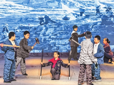 话剧《红旗渠》少年版在林州成功首演