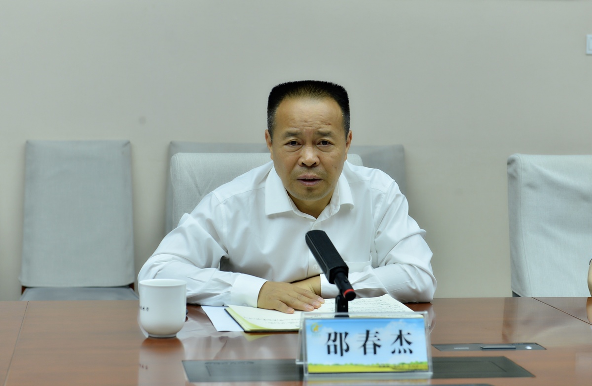 孙巍峰会见新疆生产建设兵团邵春杰一行
