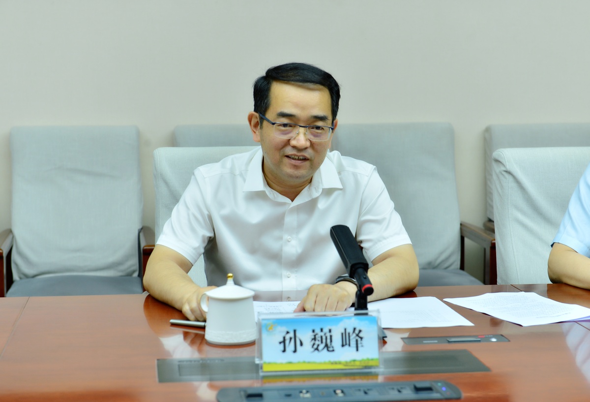 孙巍峰会见新疆生产建设兵团邵春杰一行