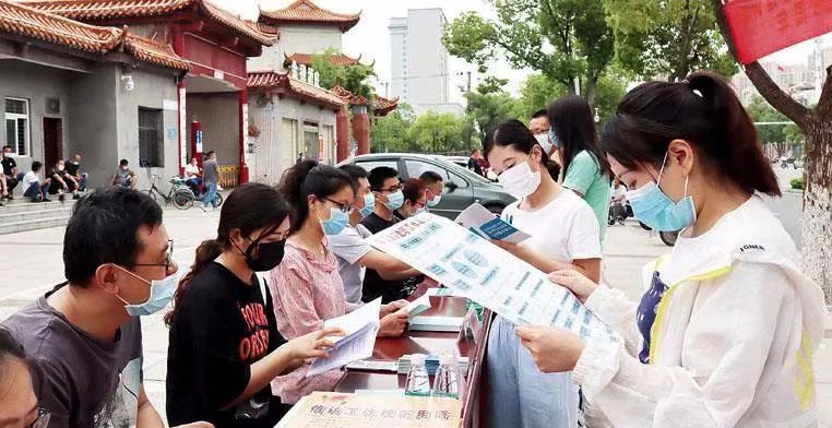 【学习宣传贯彻条例】南阳：多种形式开展学习宣传