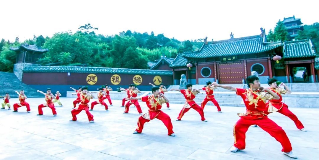 行走河南·读懂中国丨冬游月山寺 感受千年古刹的独特魅力
