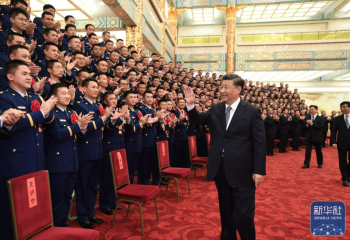 习近平会见全国应急管理系统先进模范和消防忠诚卫士表彰大会代表