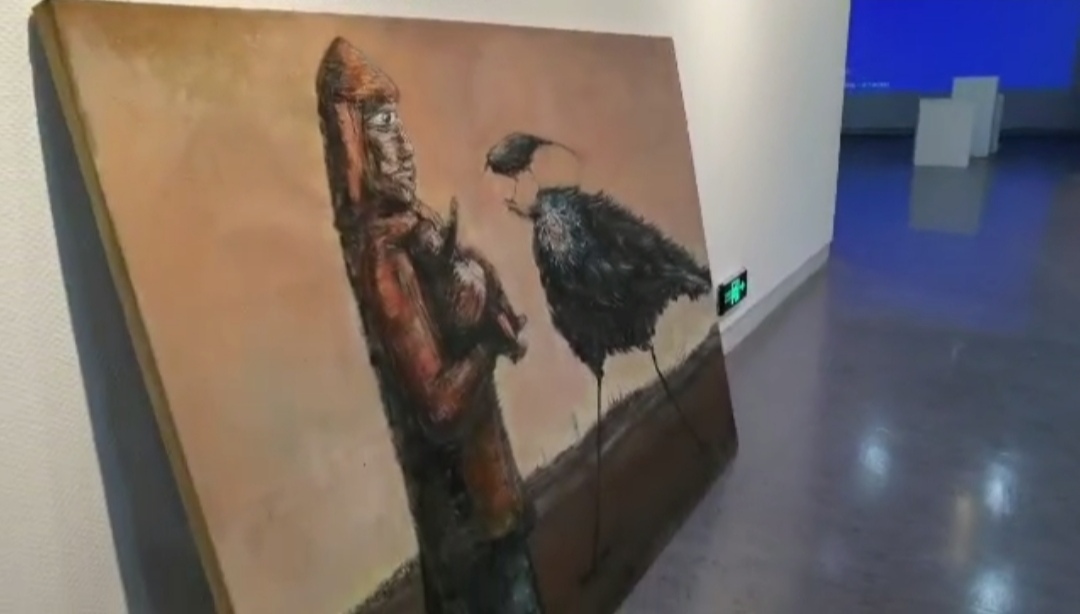 隐藏在美术馆的“扫地僧”？保安老王讲画，馆长听了很震惊