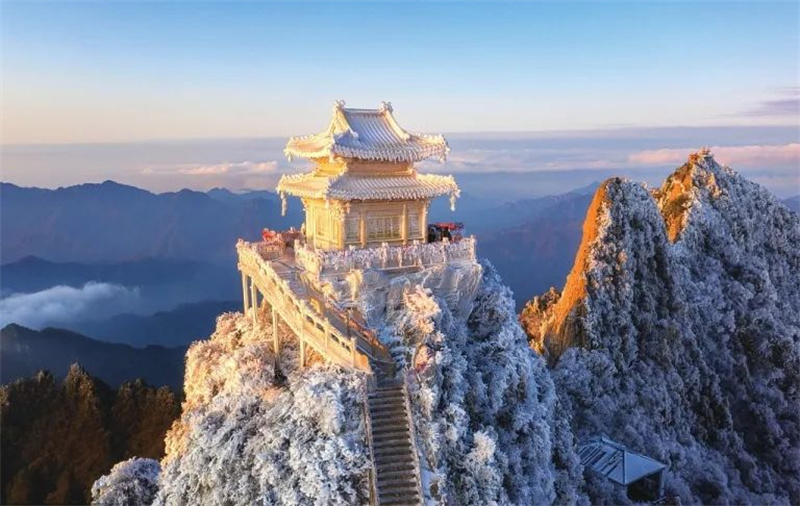 河南迎来冬季最美雾凇奇景