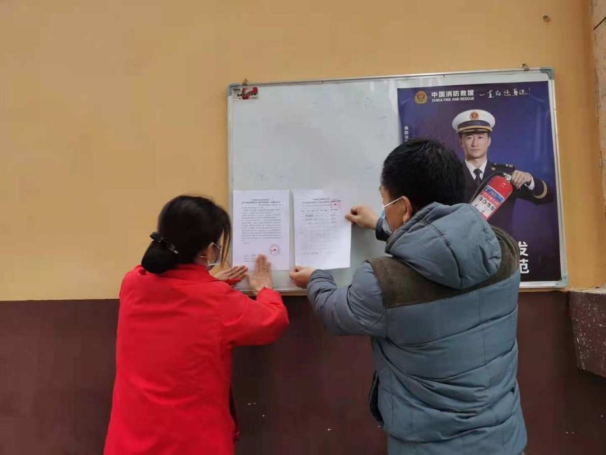 强化监管 　重拳出击许昌无管局等多部门联合行动迅速查处隐匿在居民区的微型“黑广播”