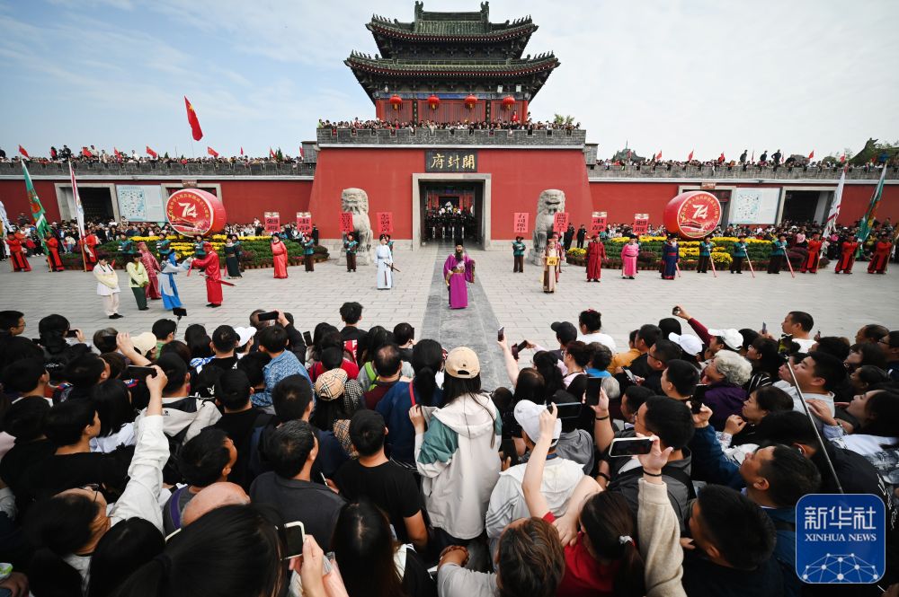 假期旅游热 祖国山河美