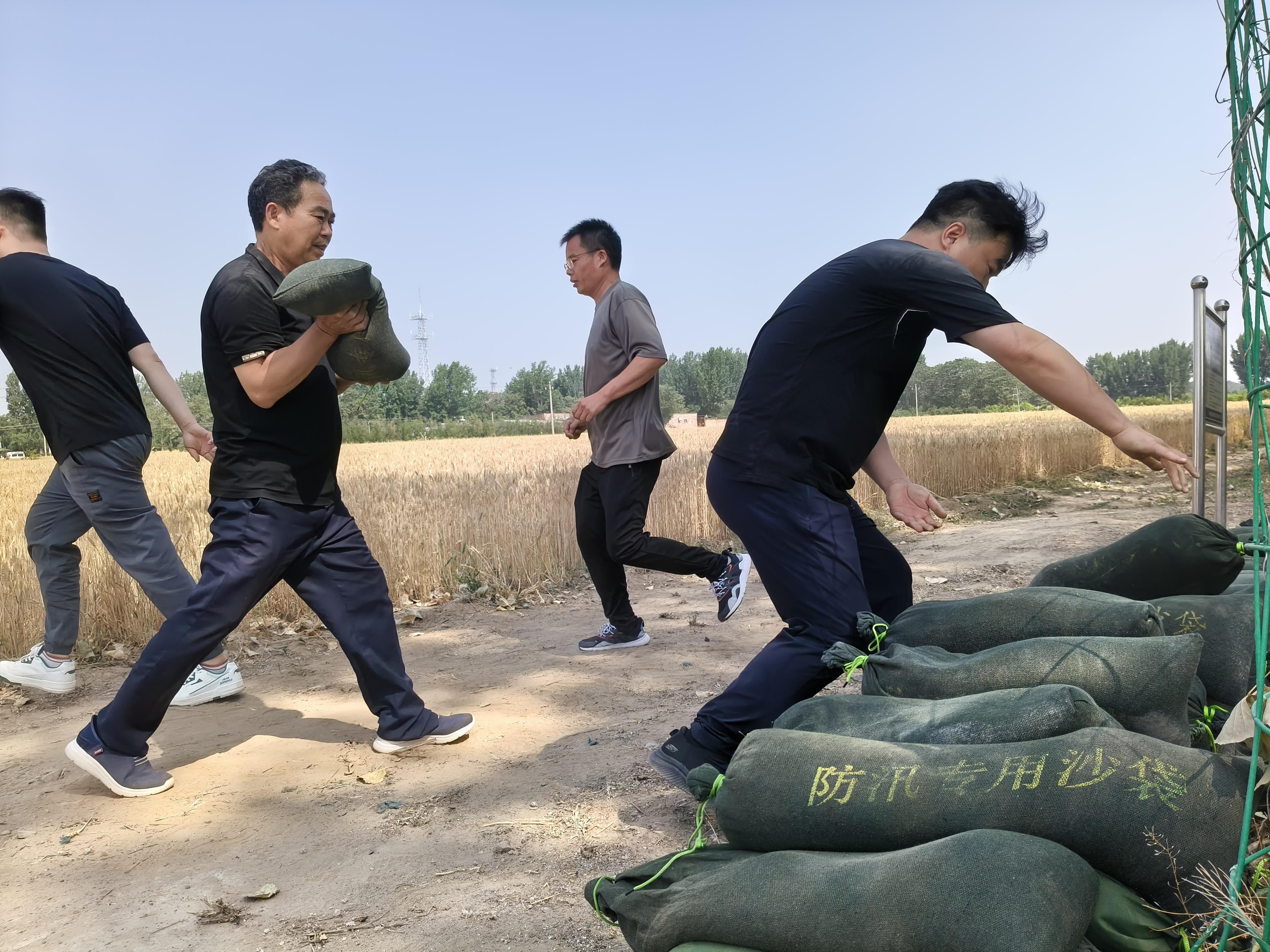 防汛应急演练照片图片