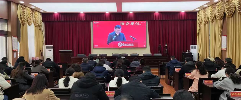 教育家精神2025年巡回宣讲活动走进河南