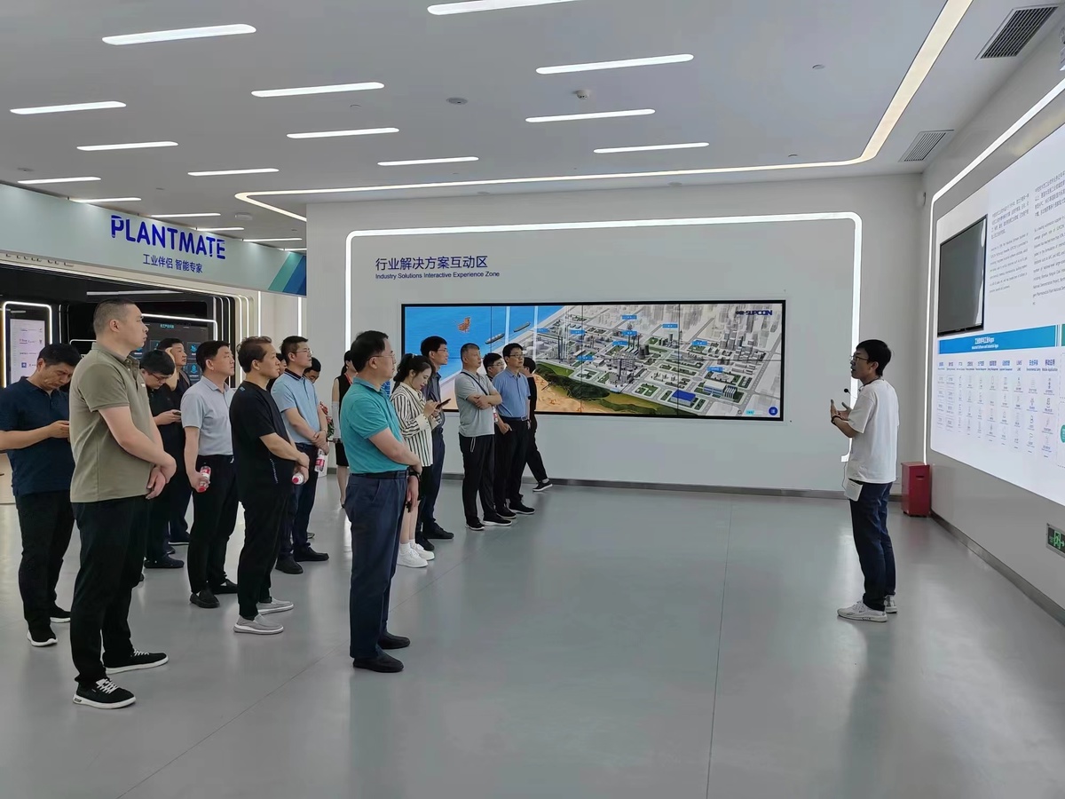 第一期“河南省企业科技 领军人才综合能力提升培训班”成功举办
