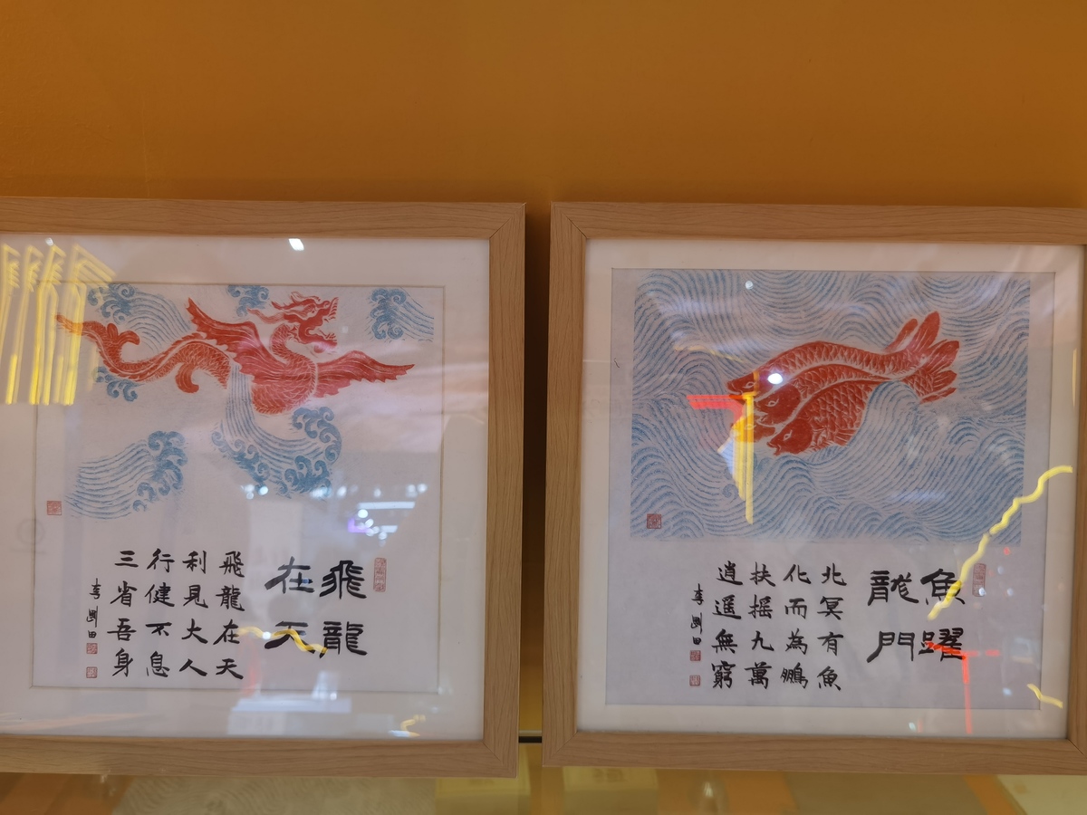 深圳文博会丨“让更多观众了解高浮雕传拓技艺”