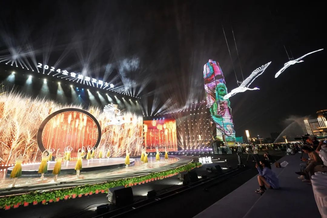 2024“行走河南·读懂中国”文化旅游季启动仪式今晚开启