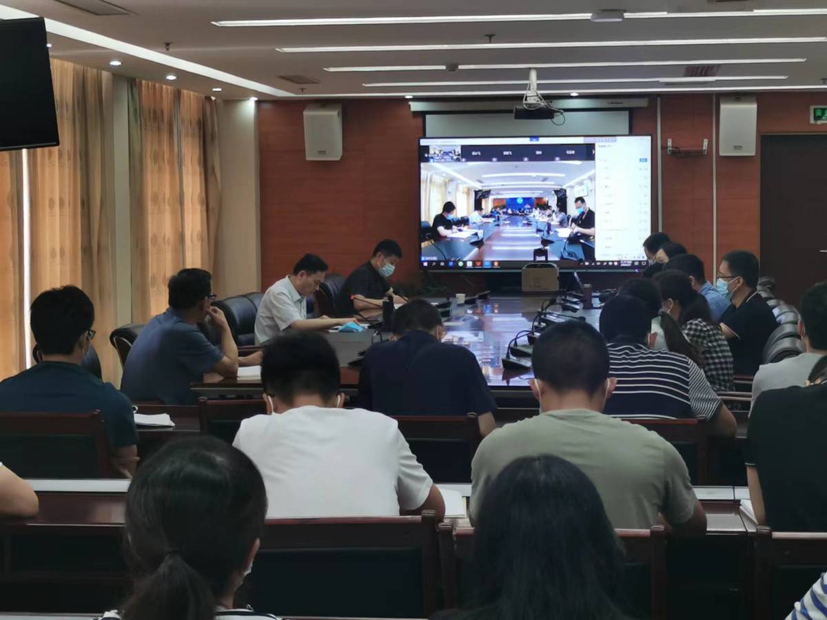 郑州综合利用所举办专题党课报告会