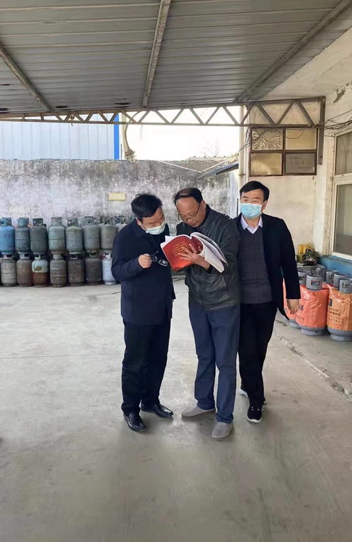 廳黨組成員、副廳長鞏魁生帶隊赴漯河市<br>督導檢查城鎮燃氣安全管理工作