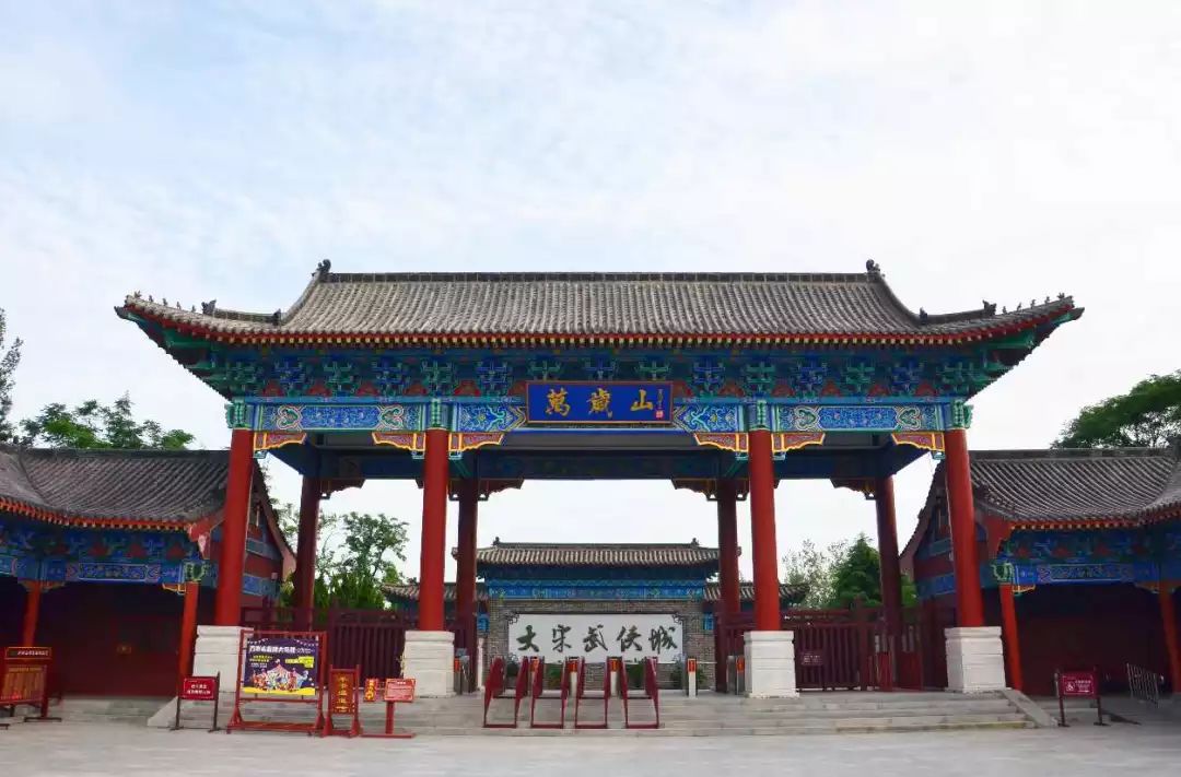 行走河南·读懂中国丨开封多家景区