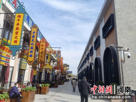 【行走河南·读懂中国】安阳殷墟考古文旅小镇成“网红”打卡地