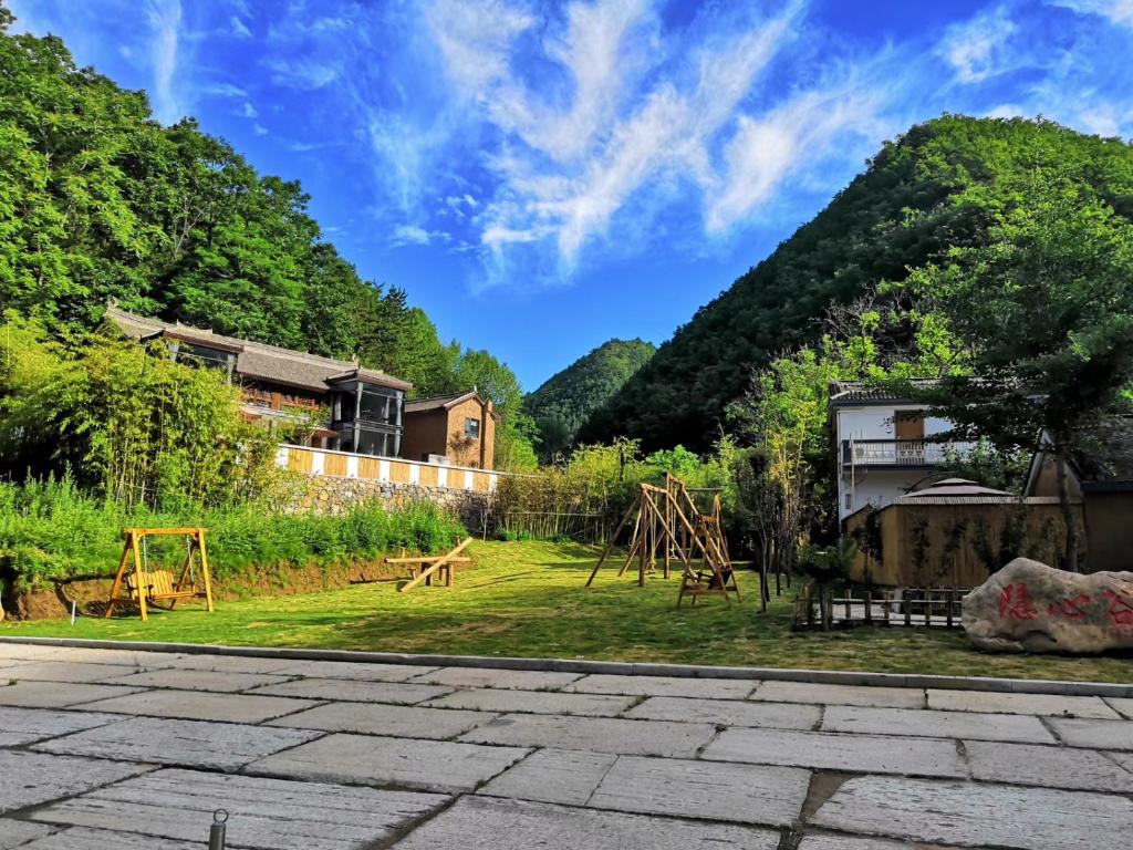 “拯救”老屋 运营乡村——伏牛山区“空心村”盘活记