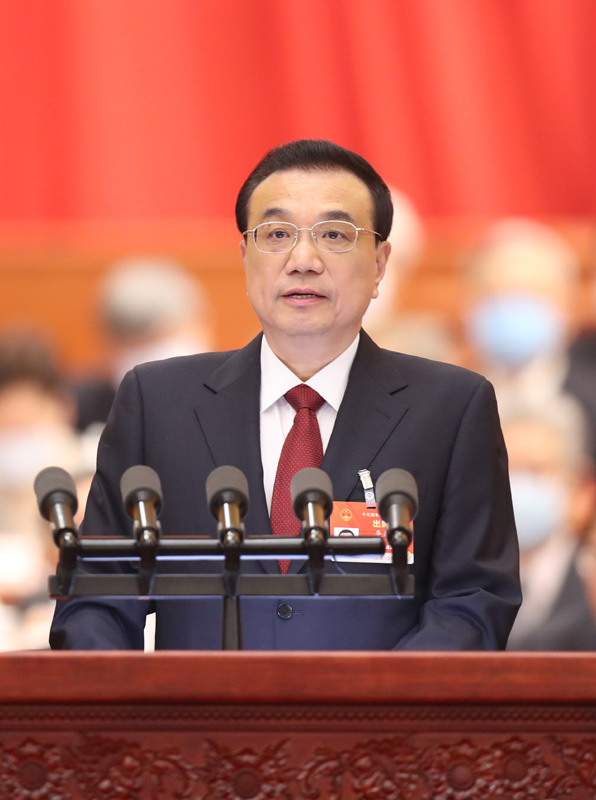 李克强总理作政府工作报告(文字摘要) 李克强总理作政府工作报告(文字摘要)