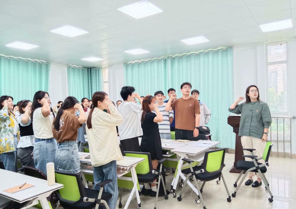 信阳农林学院动物科技学院开展2024届毕业生廉洁教育系列活动