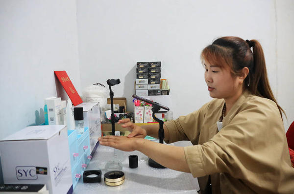 总书记刚刚来过这里丨吃水不忘掘井人