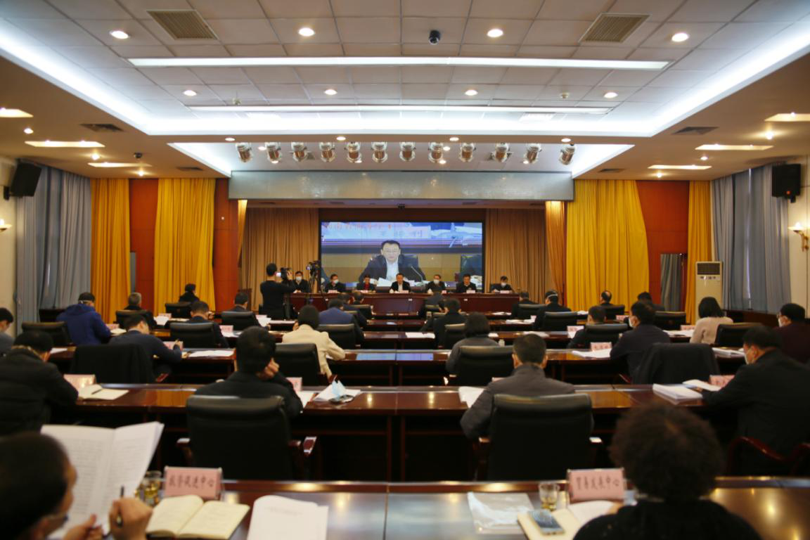 坚定信心 踔厉奋发 <br><br>努力开创商务高质量发展新局面 坚定信心 踔厉奋发 <br><br>努力开创商务高质量发展新局面