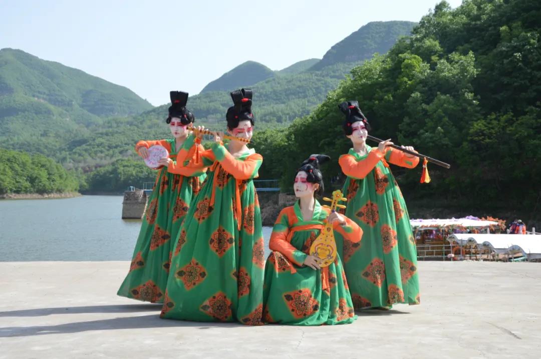 看表演、游古寨、住民宿，汝州五一旅游市场精彩纷呈！