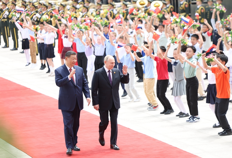 习近平同俄罗斯总统普京会谈