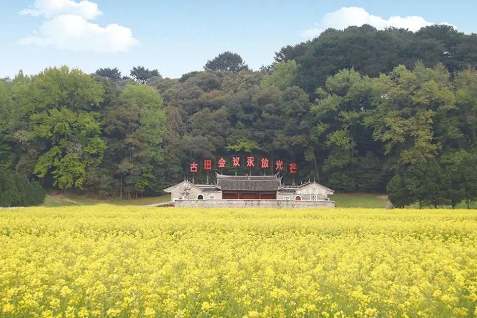2022，红色旅游别样红