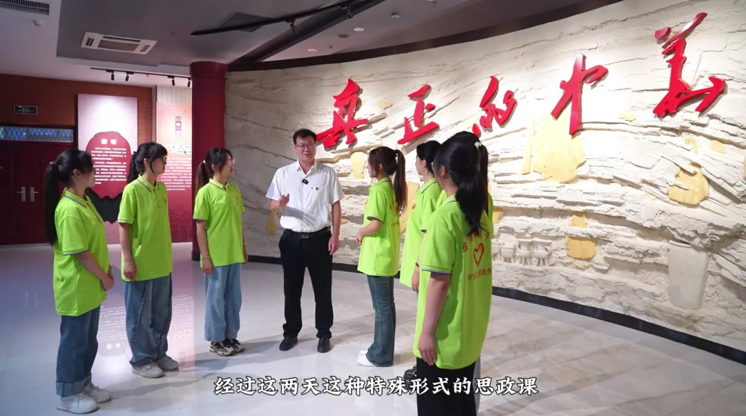 今晚，27.6万师生一起赓续“中原文脉”，传承甲骨绝学（内附回看方式）