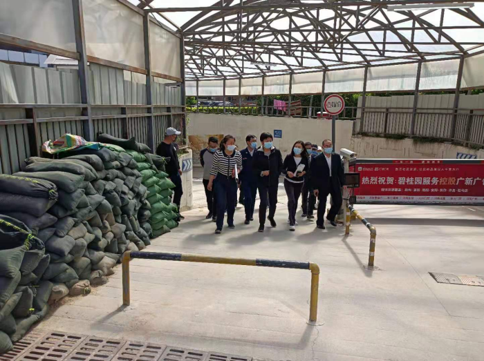 郑州市二七区委常委常务副区长李雅