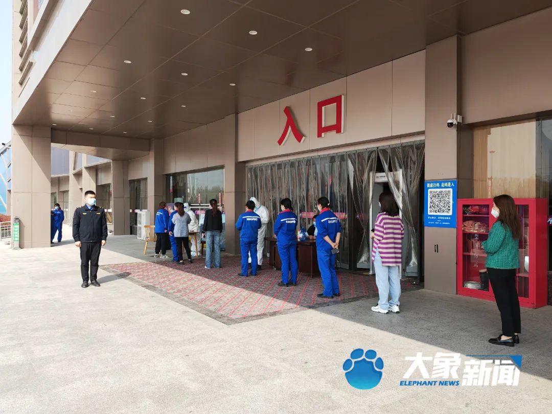 河南37个高速服务区封闭