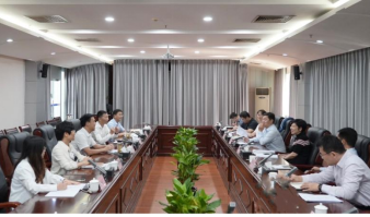 国家开发银行穆岚一行到访中豫港务集团