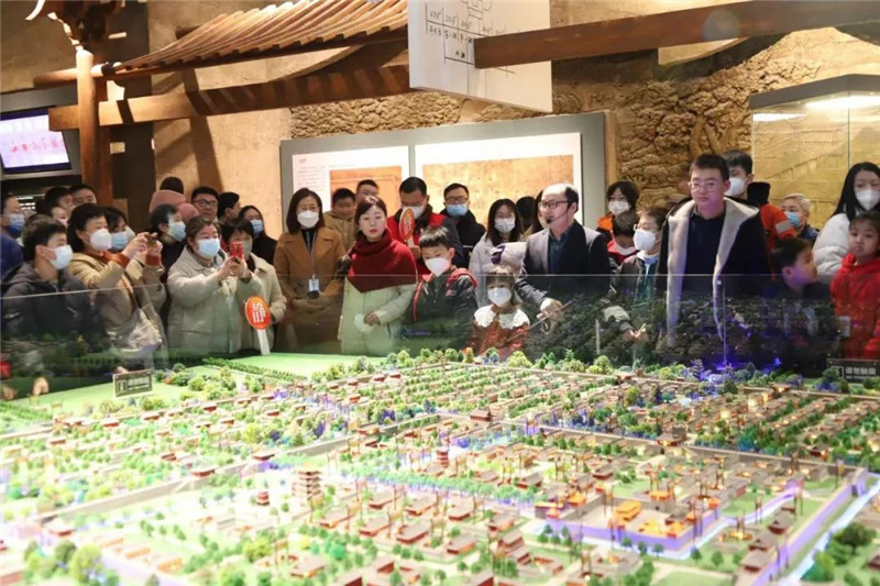 行走河南·读懂中国 | 开封：馆长带你游开博