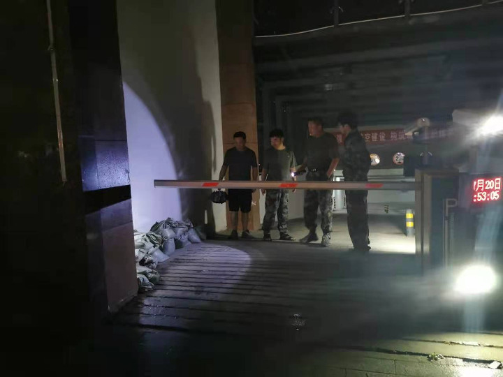 防汛救灾 河南人防在行动