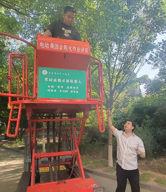 河南林业职业学院刘斌：足迹遍布豫鲁云贵川，解锁助农智慧林业机器人新技能