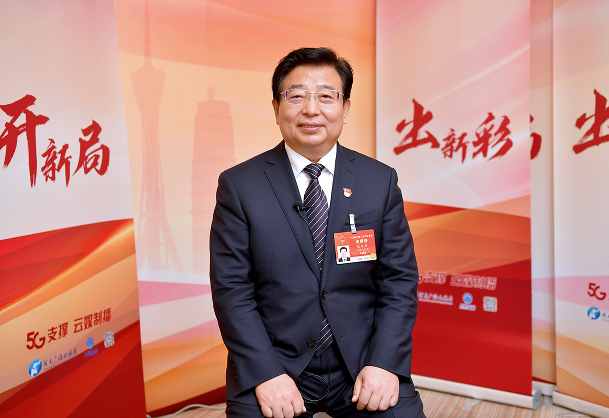 全國人大代表、焦作市市長徐衣顯： 堅(jiān)定以新發(fā)展理念引領(lǐng)高質(zhì)量發(fā)展 推動現(xiàn)代化焦作建設(shè)開好局起好步