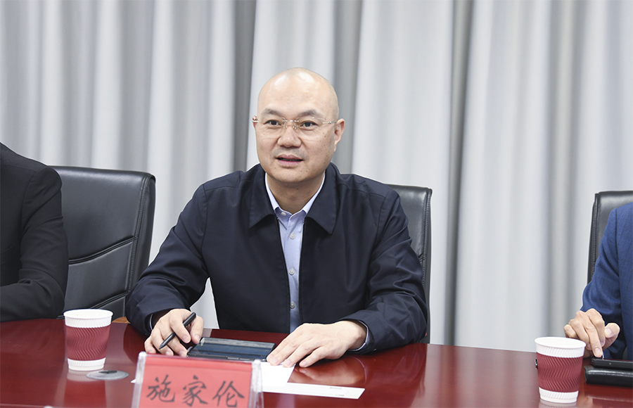 李延庆副厅长会见粤澳工商联会会长施家伦一行
