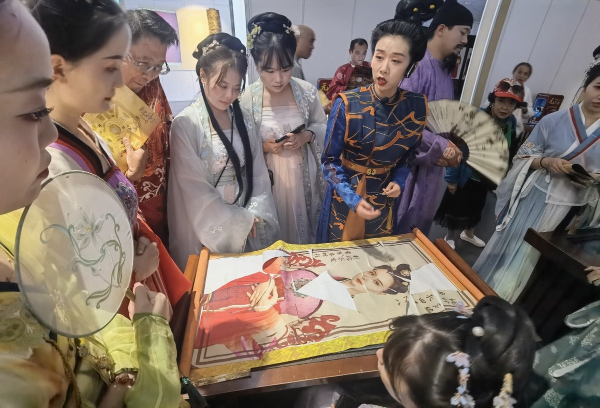洛阳: 新文旅激发新活力 旅游消费创新高
