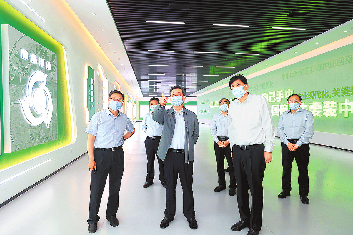 楼阳生到新乡市调研时强调 锚定目标 久久为功 建设国家创新型城市 楼阳生到新乡市调研时强调 锚定目标 久久为功 建设国家创新型城市