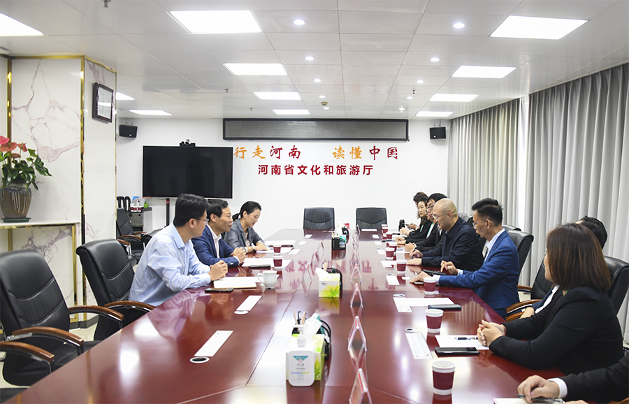 李延庆副厅长会见粤澳工商联会会长施家伦一行