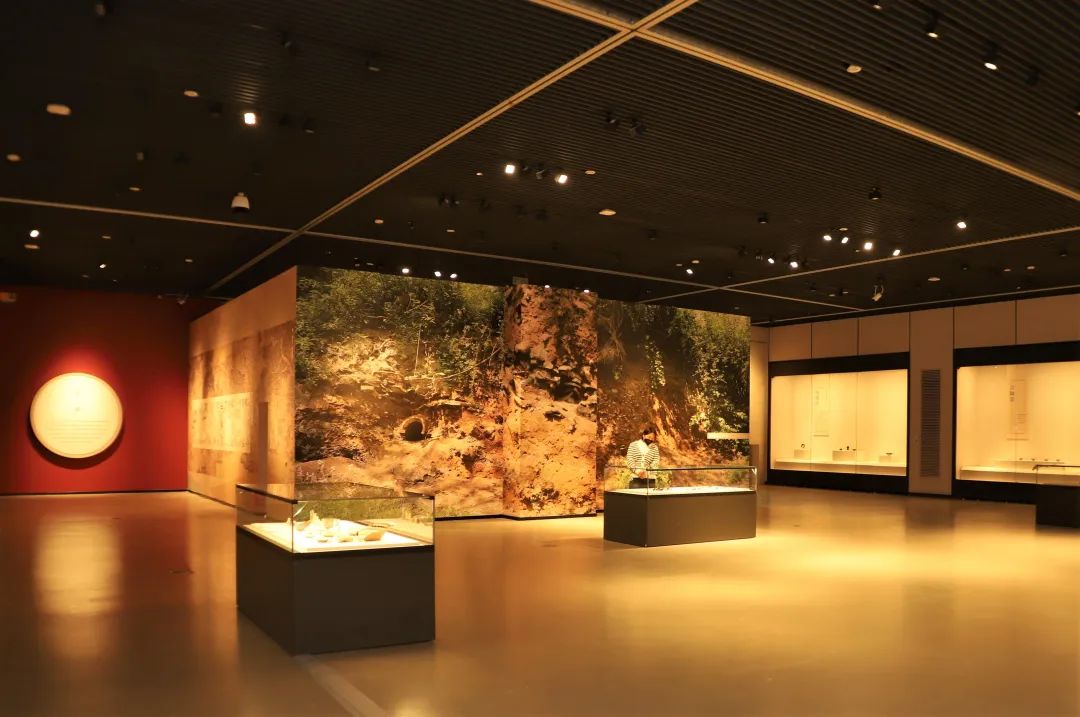 窑火斑斓——黄道窑陶瓷文物展
