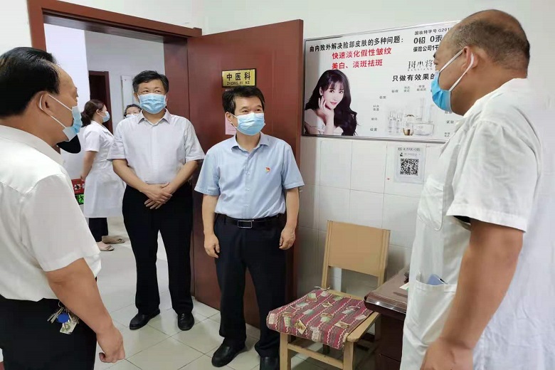 省粮食和物资储备局党组书记、局长张宇松走访慰问疫情防控一线工作人员